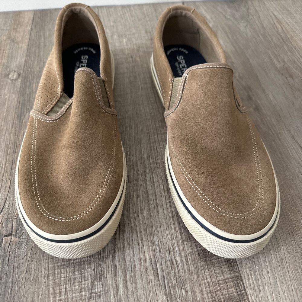 Men’s shoes